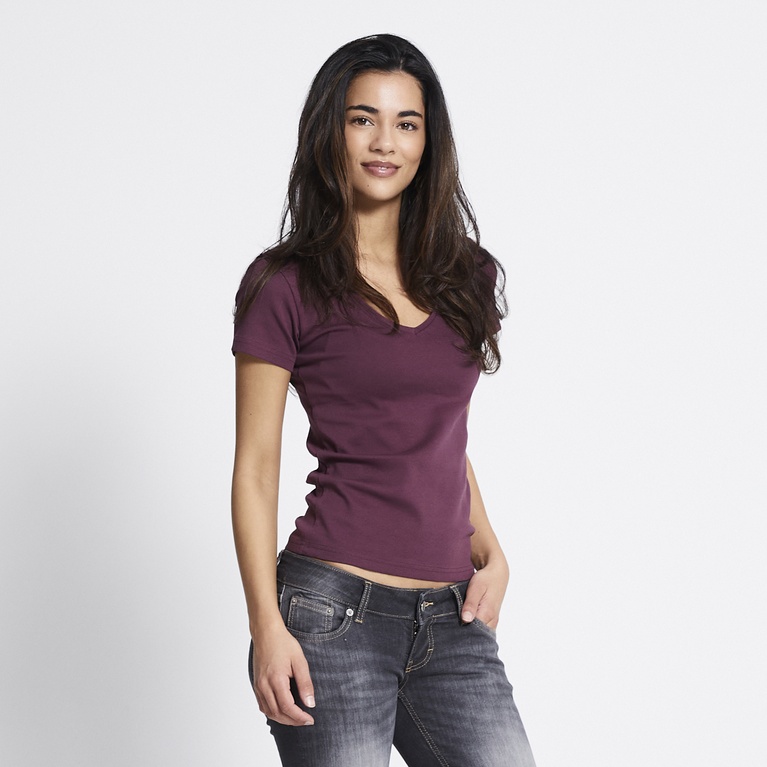V-neck baby tee "Engla"